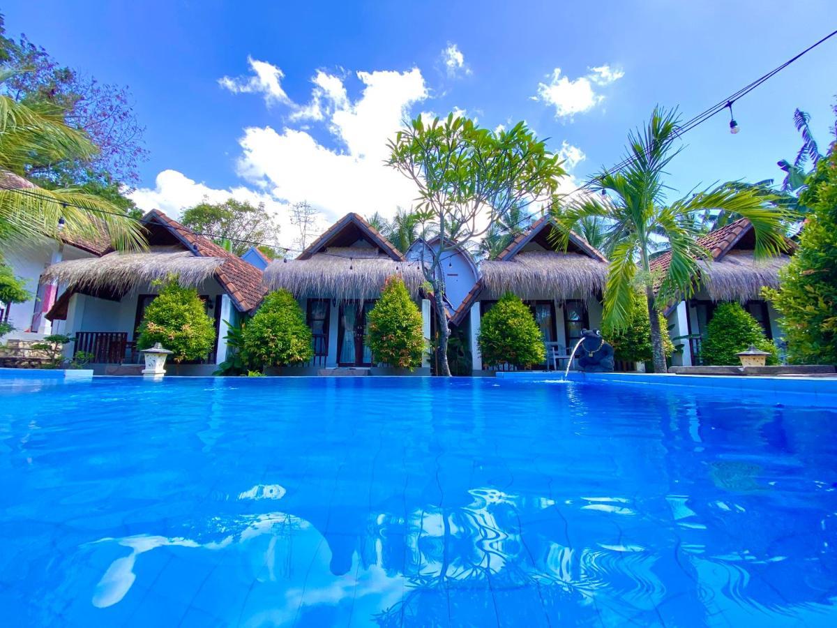 Gelih Bungalow Nusa Penida Batununggul Buitenkant foto