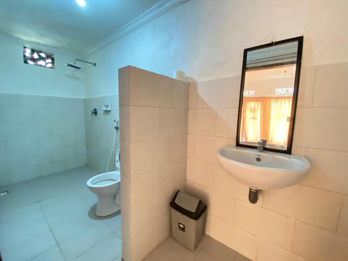 Gelih Bungalow Nusa Penida Batununggul Buitenkant foto