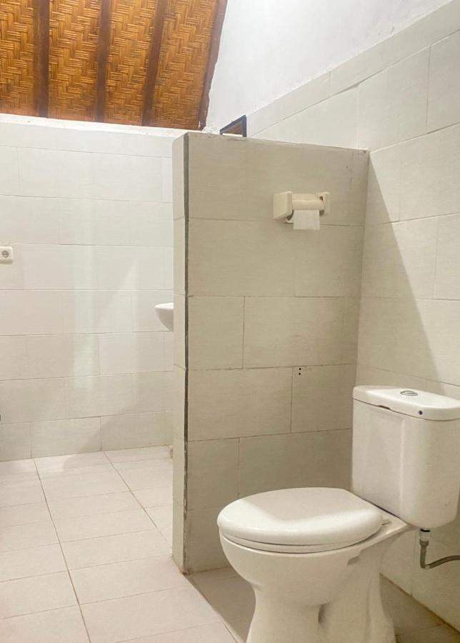 Gelih Bungalow Nusa Penida Batununggul Buitenkant foto